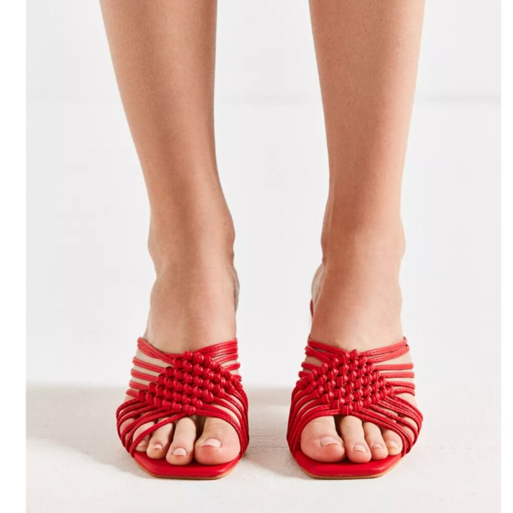 Urban Outfitters Dolce Vita Delana Sandal red woven leather - Picture 3 of 9